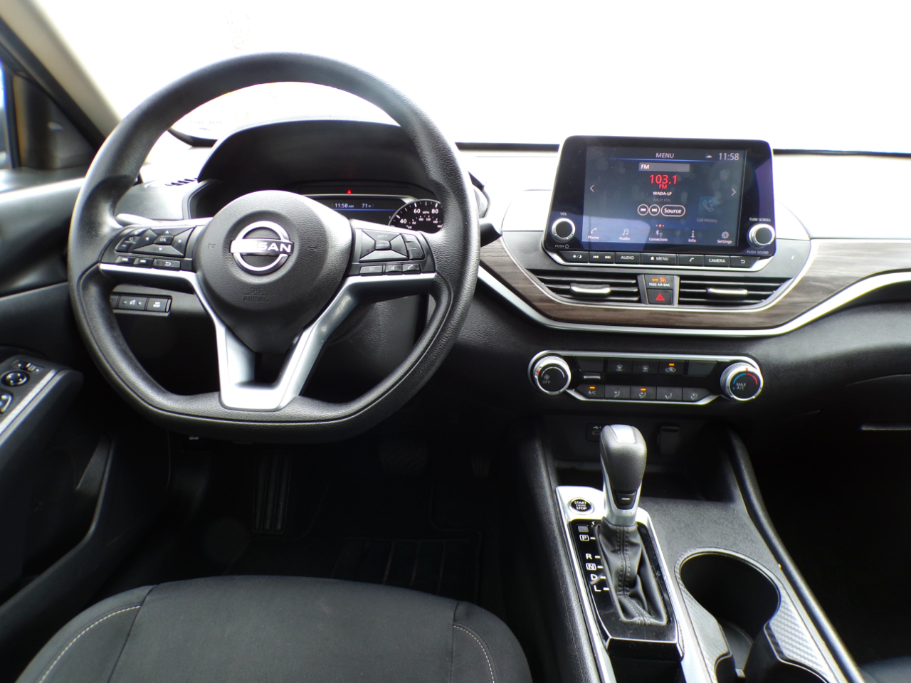 Nissan Altima 2.5 SV 2025