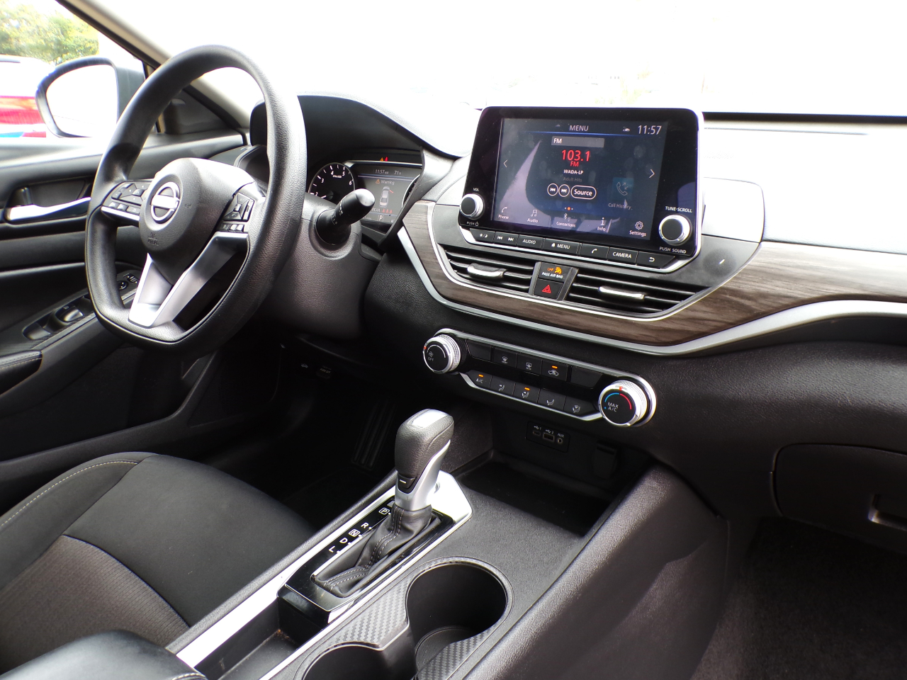 Nissan Altima 2.5 SV 2025