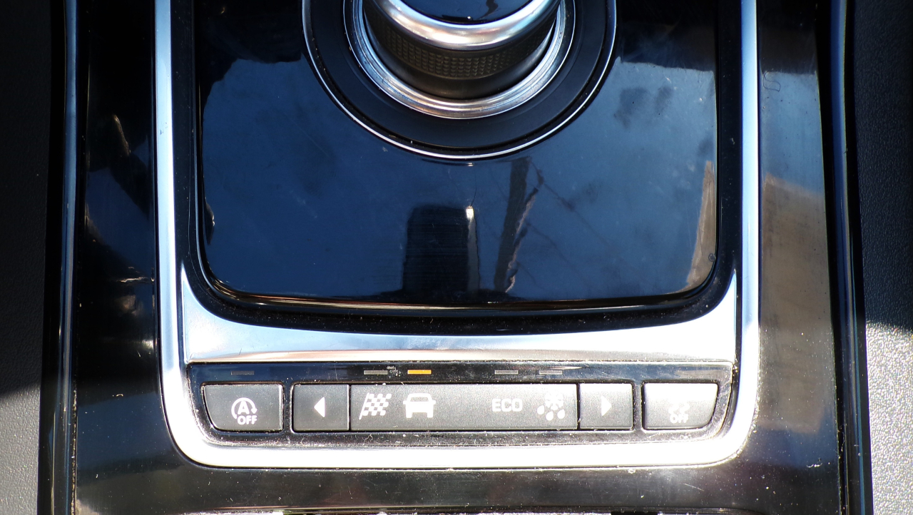 Jaguar XE 20d Premium 2018