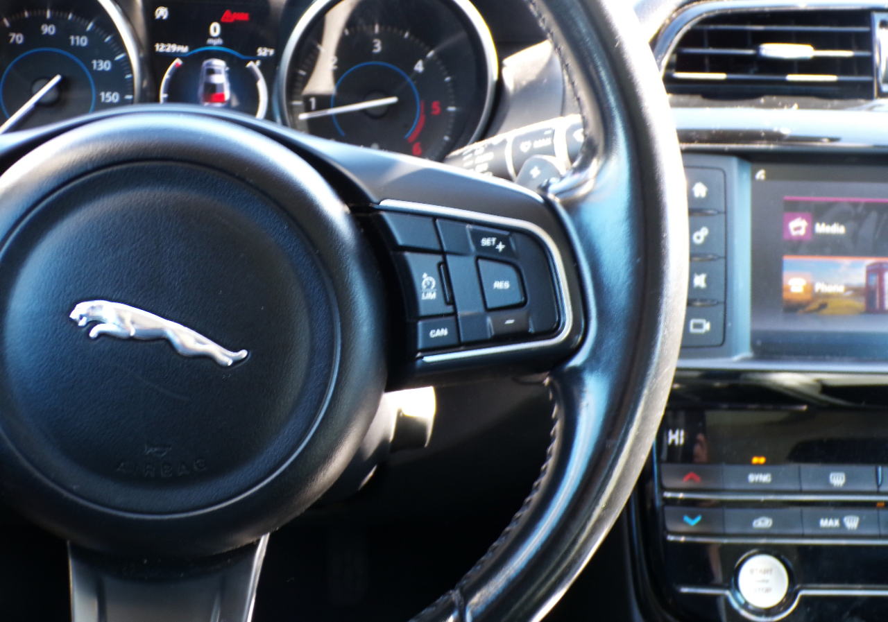 Jaguar XE 20d Premium 2018