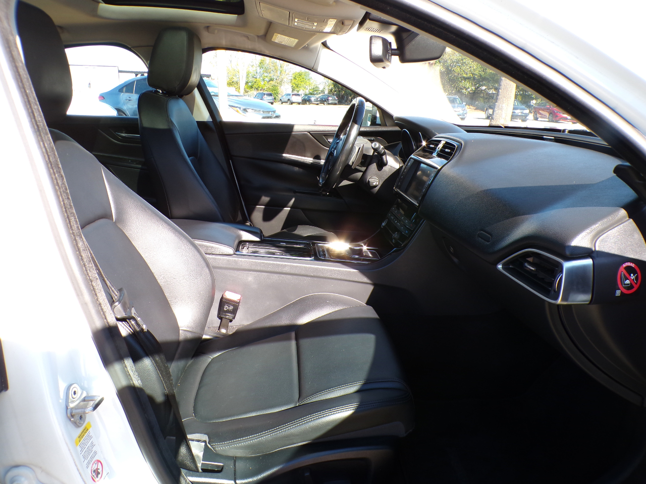 Jaguar XE 20d Premium 2018