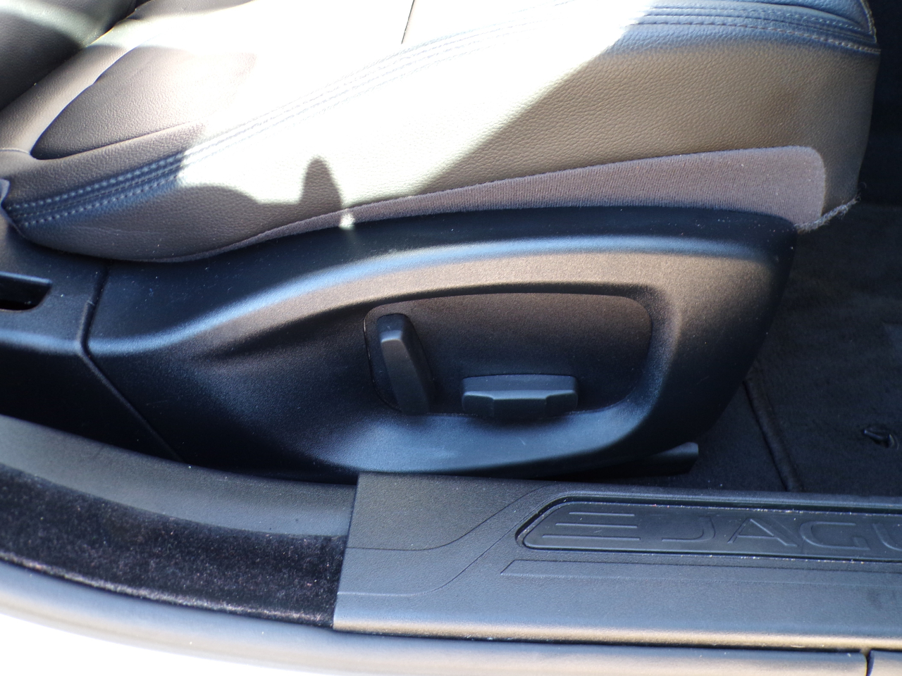 Jaguar XE 20d Premium 2018