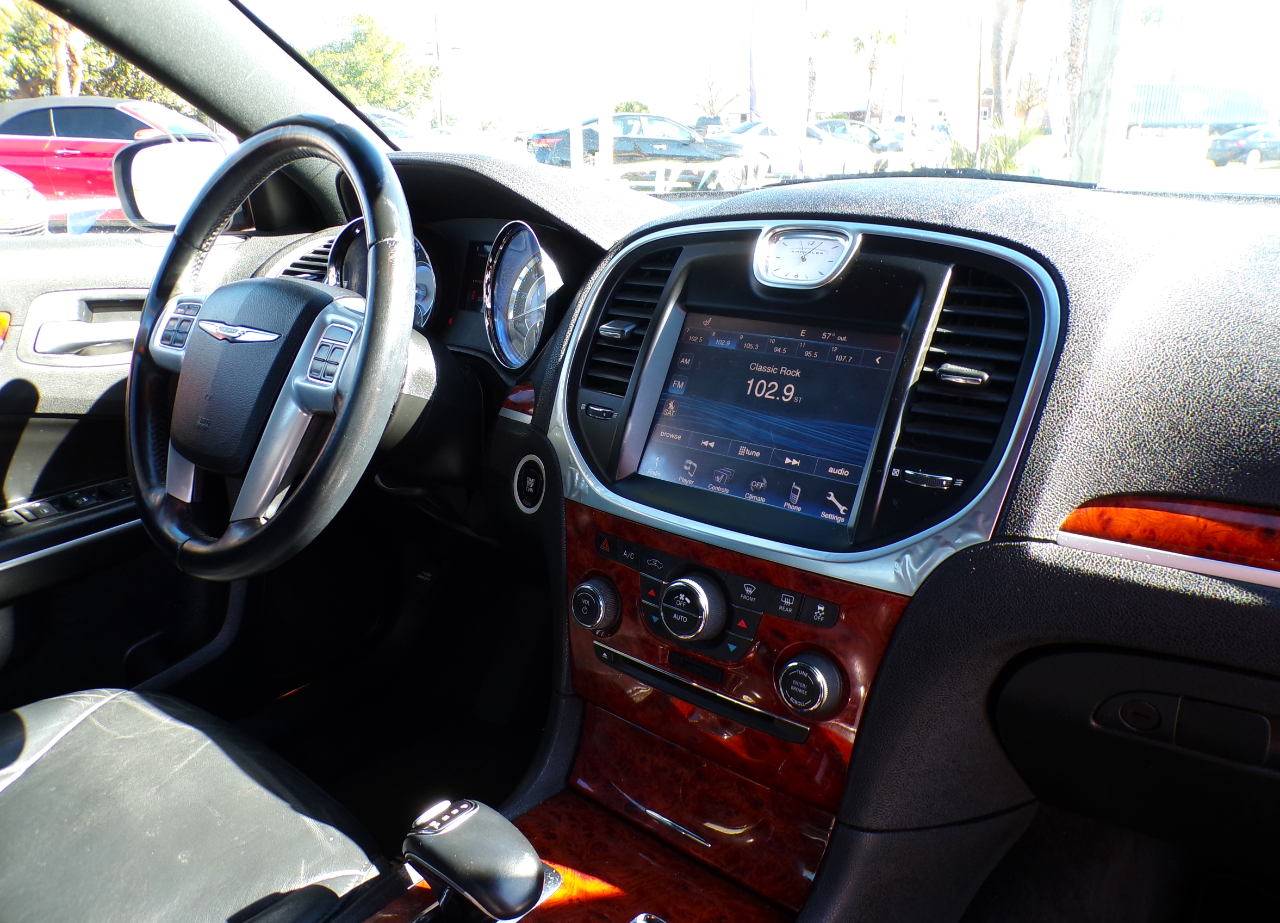 Chrysler 300 RWD 2014