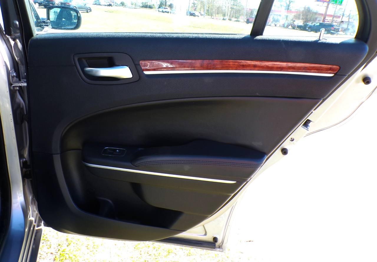 Chrysler 300 RWD 2014