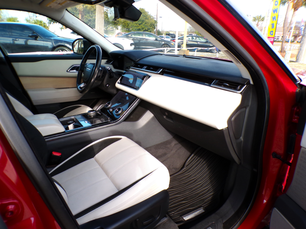 Land Rover Range Rover Velar S 2018