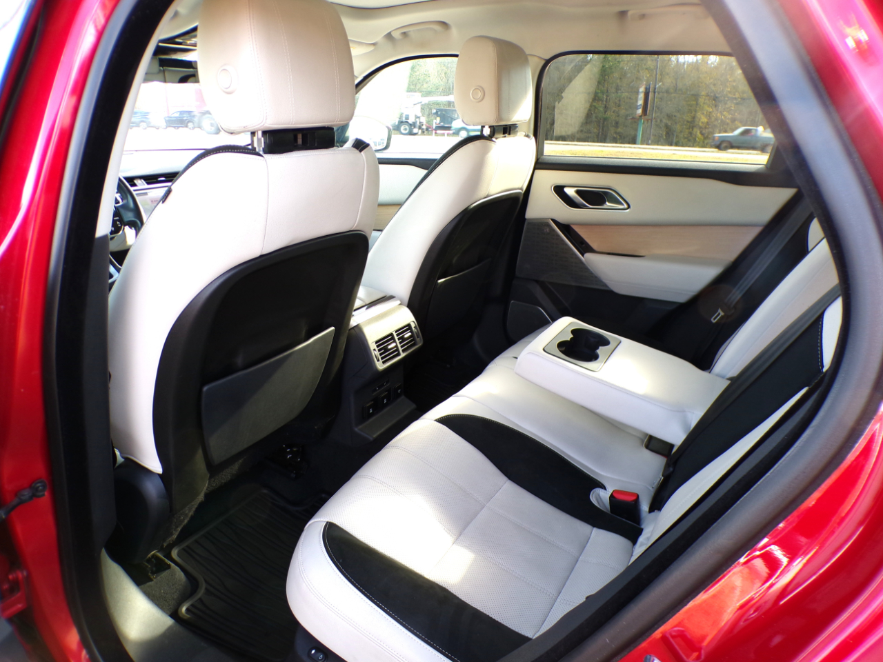 Land Rover Range Rover Velar S 2018