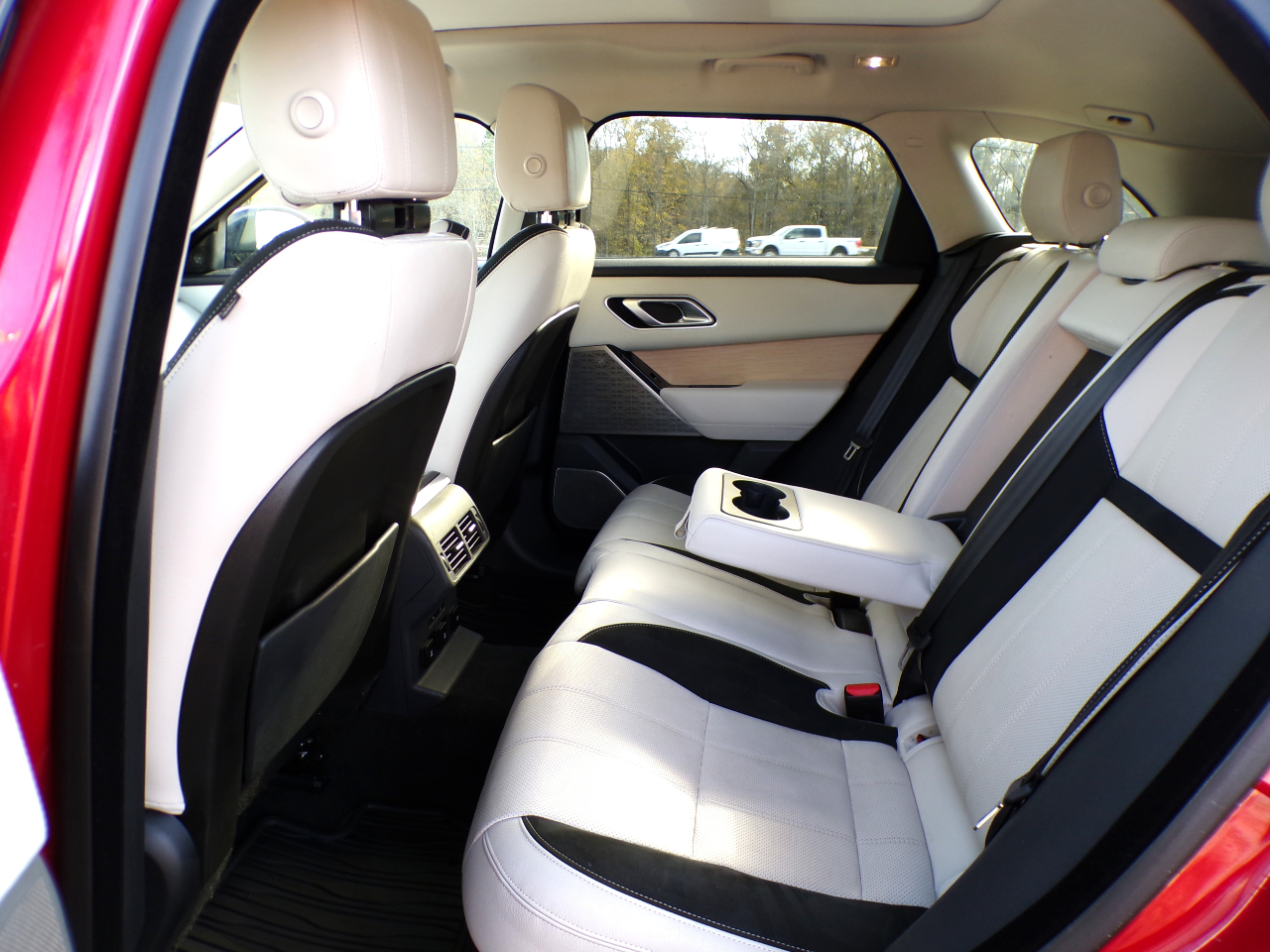 Land Rover Range Rover Velar S 2018