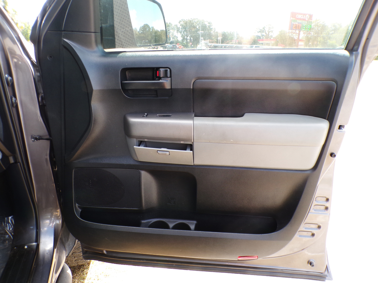 Toyota Tundra Tundra-Grade CrewMax 5.7L FFV 4WD 2012