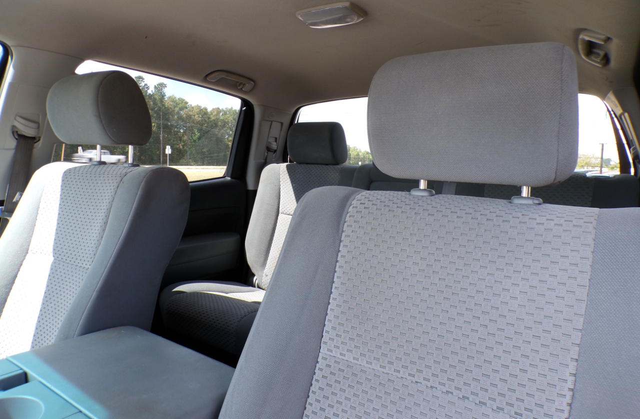 Toyota Tundra Tundra-Grade CrewMax 5.7L FFV 4WD 2012