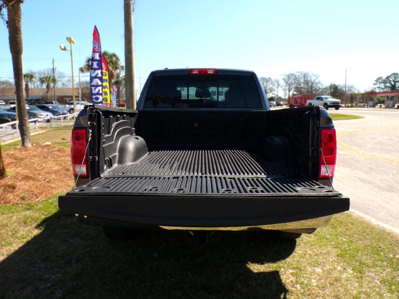RAM 1500 SLT 2016