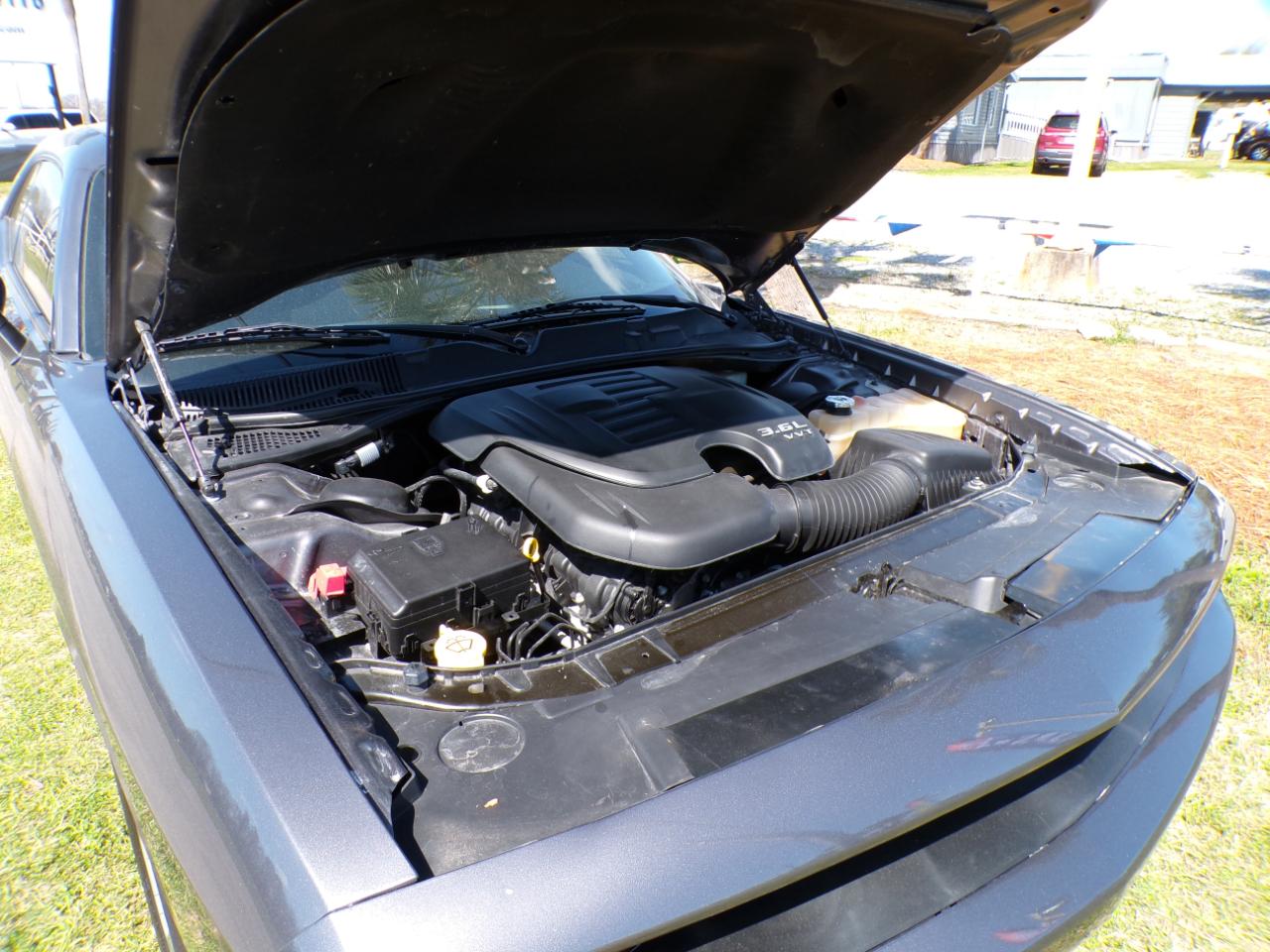 Dodge Challenger SXT 2021