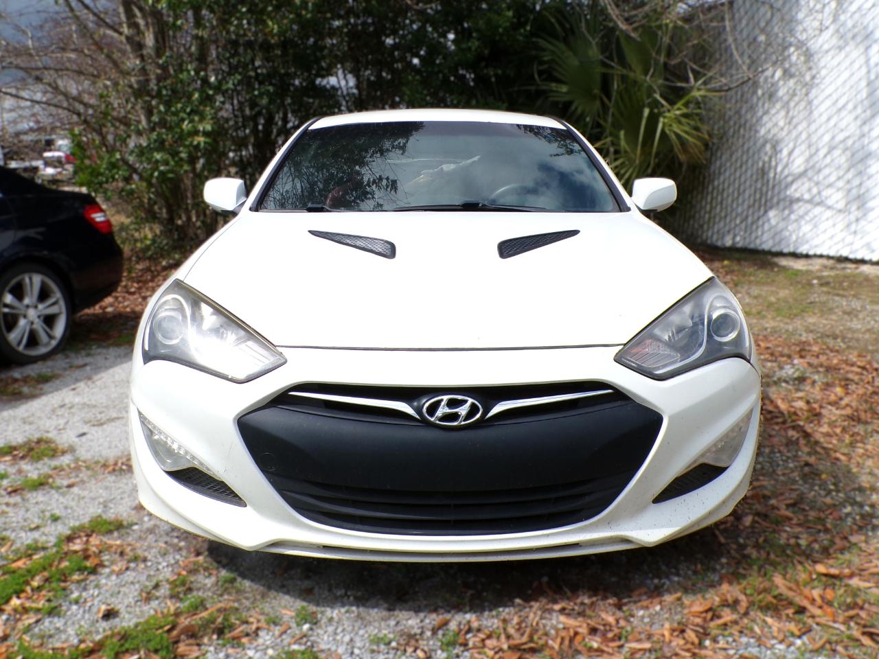 Hyundai Genesis Coupe 3.8 Track Manual 2013