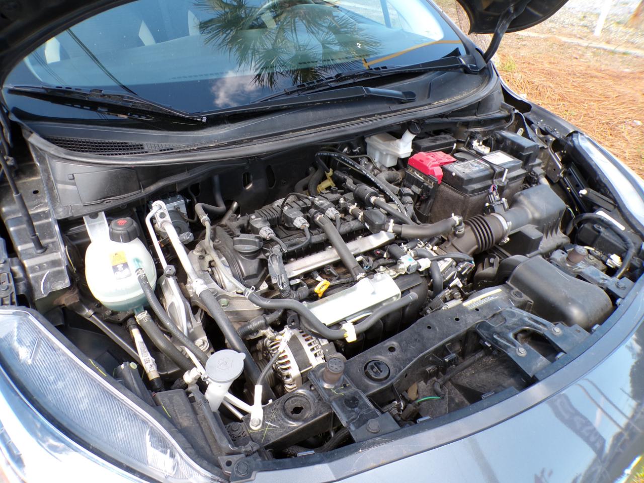 Nissan Versa SV 2022