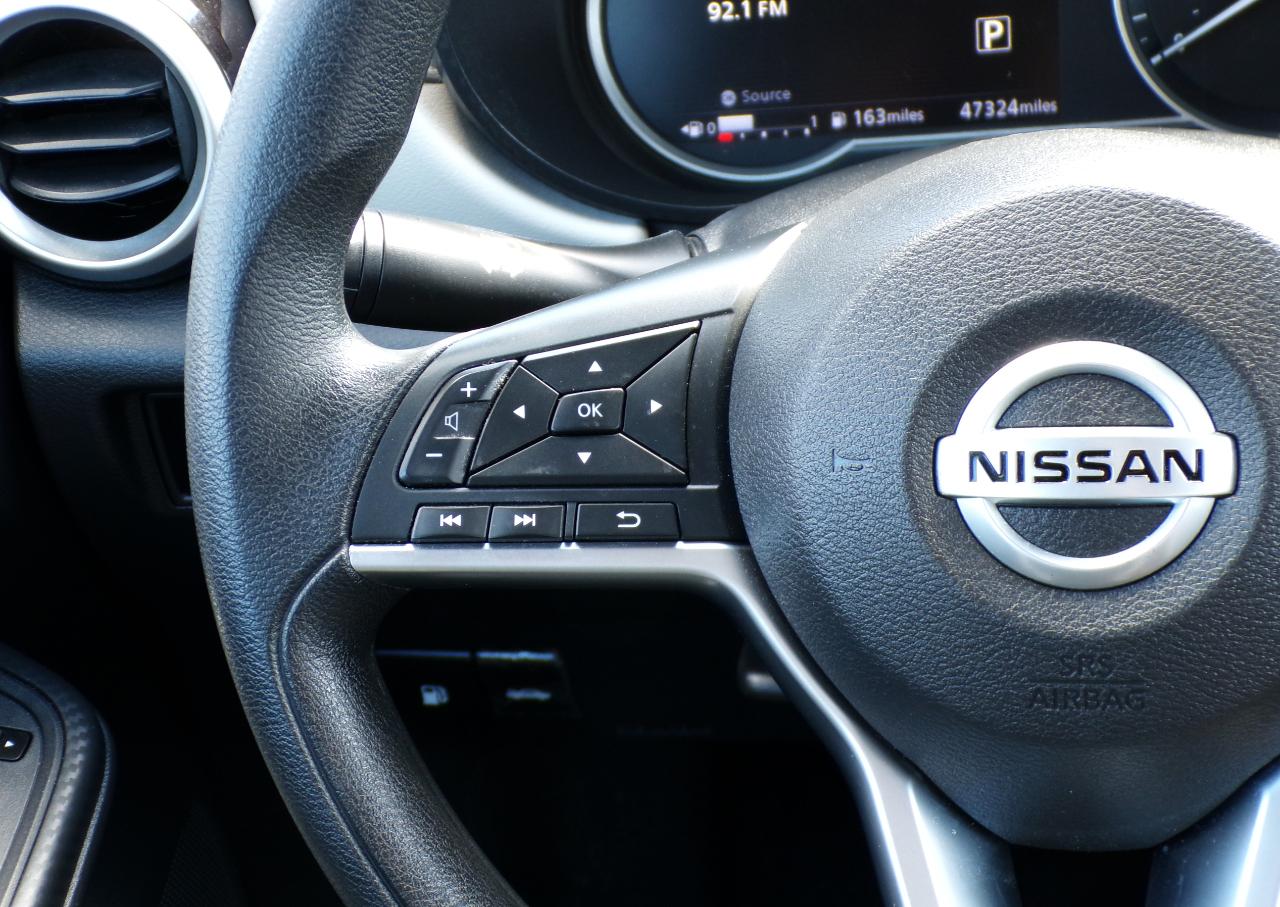 Nissan Versa SV 2022