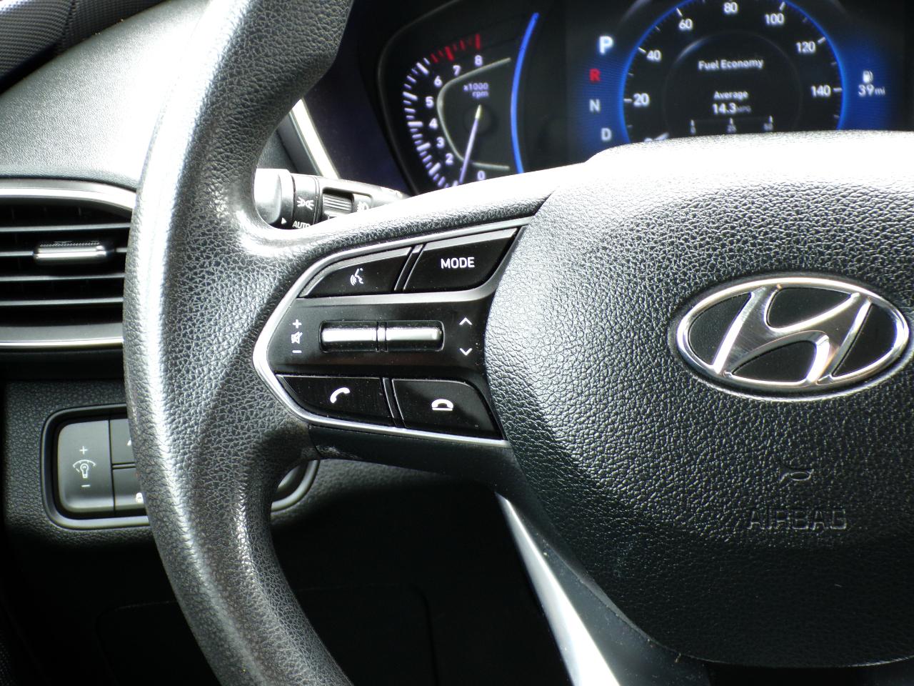 Hyundai Santa Fe SEL 2019