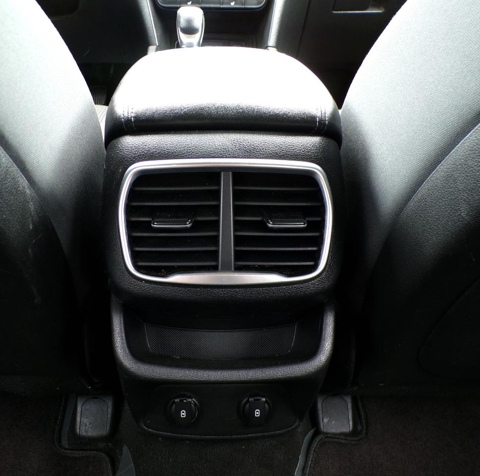 Hyundai Santa Fe SEL 2019