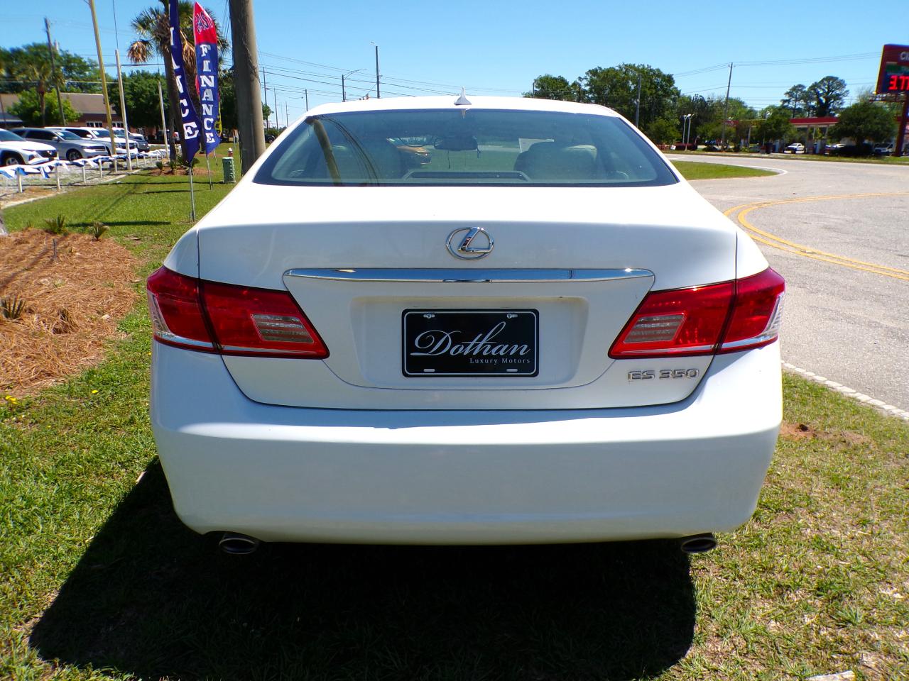 Lexus ES 350 Sedan 2011