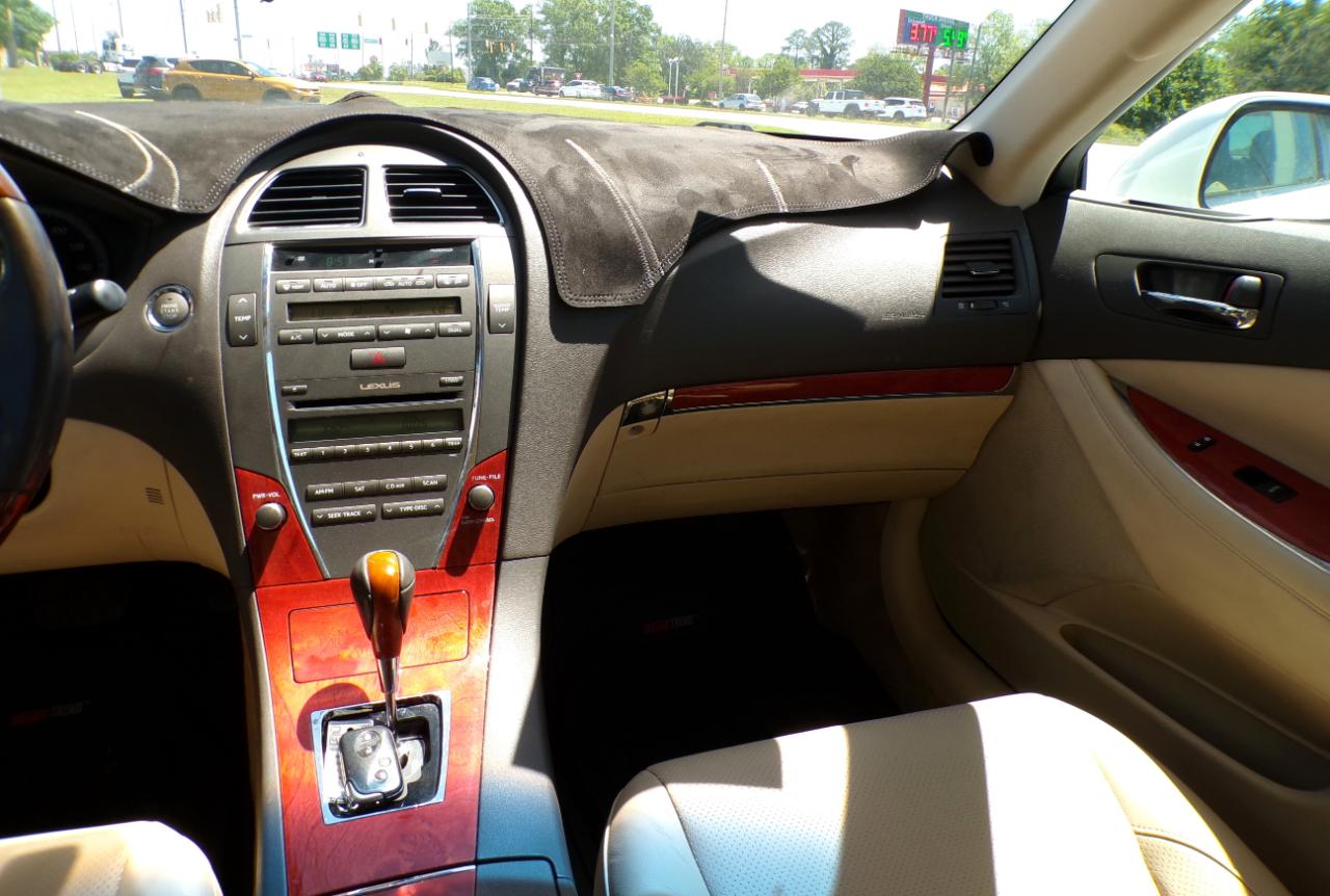 Lexus ES 350 Sedan 2011