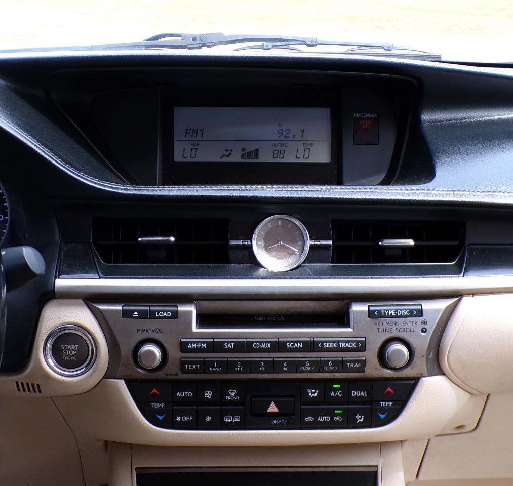 Lexus ES 350 Sedan 2014