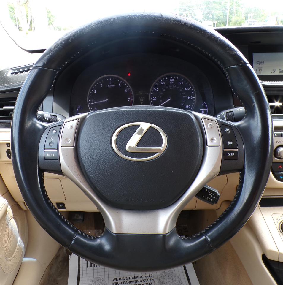 Lexus ES 350 Sedan 2014