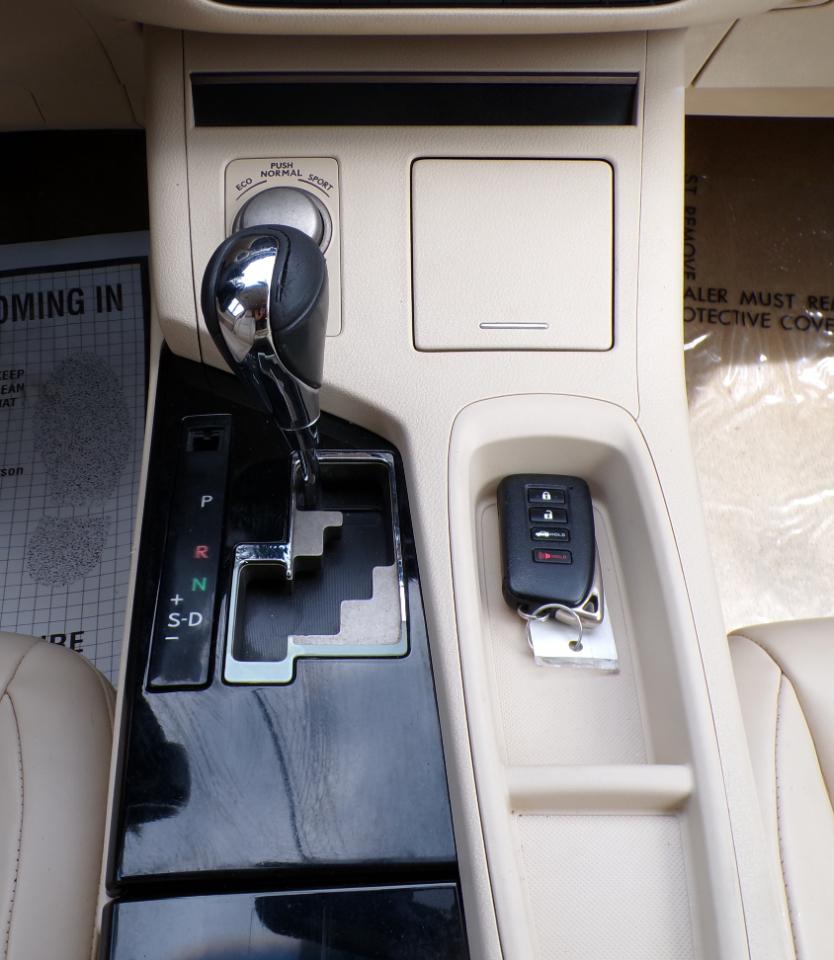 Lexus ES 350 Sedan 2014