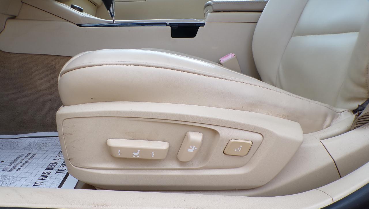 Lexus ES 350 Sedan 2014