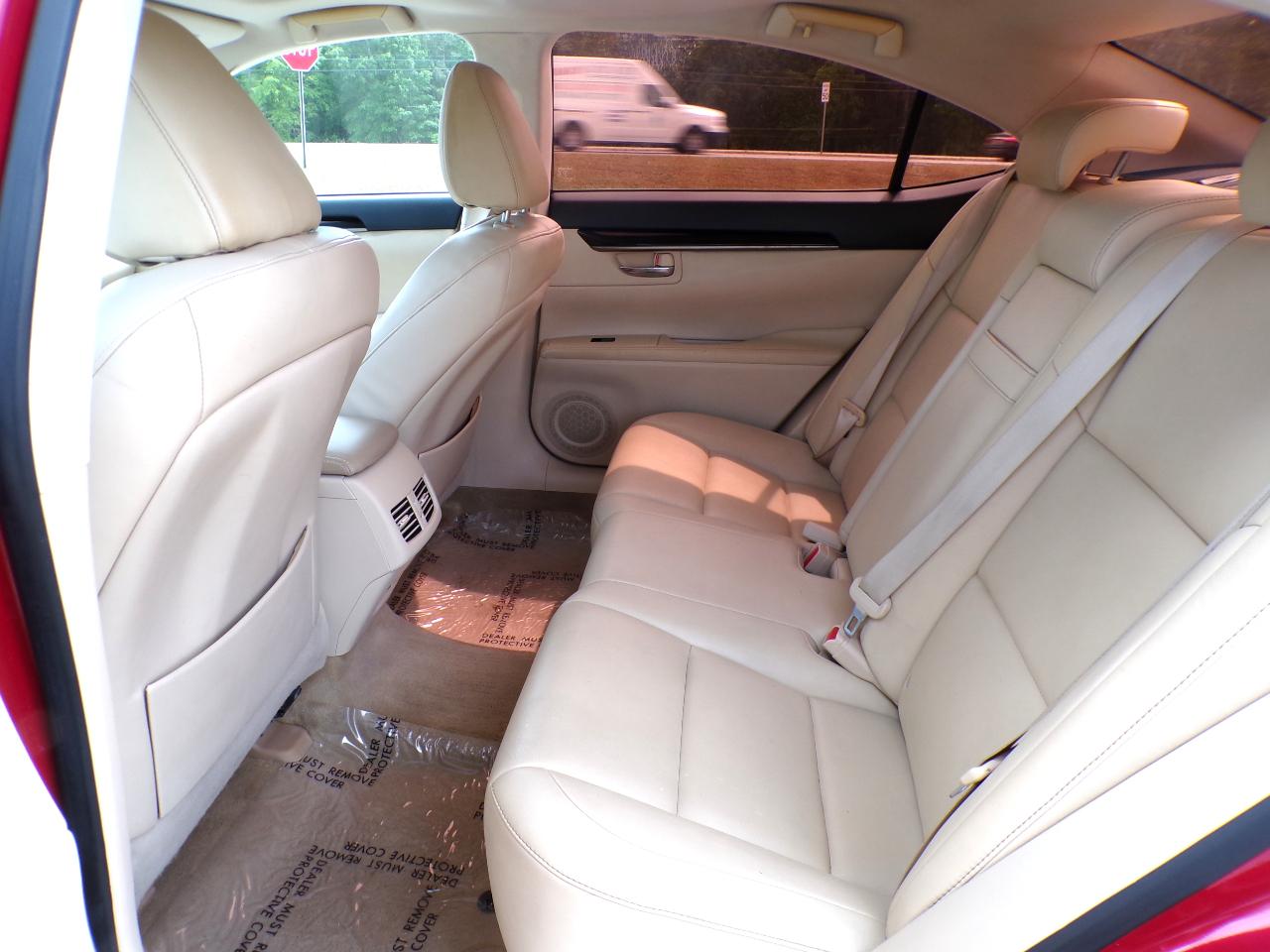 Lexus ES 350 Sedan 2014