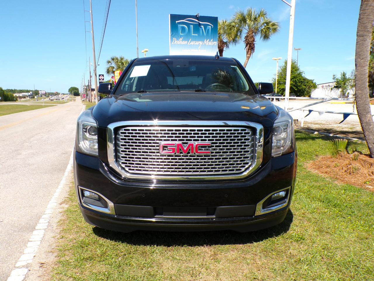 GMC Yukon Denali 4WD 2017