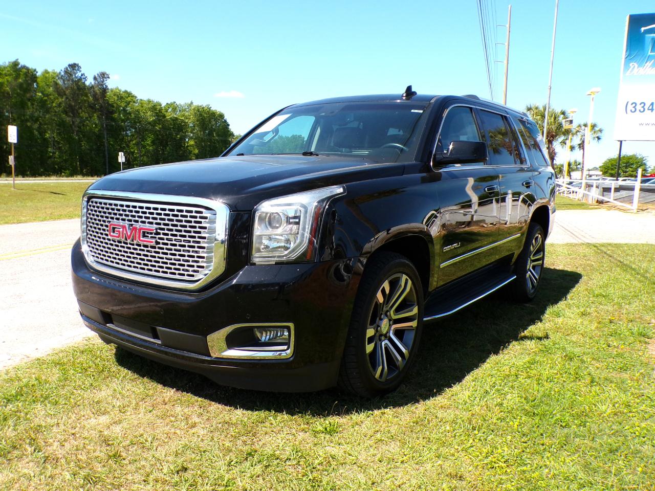 GMC Yukon Denali 4WD 2017
