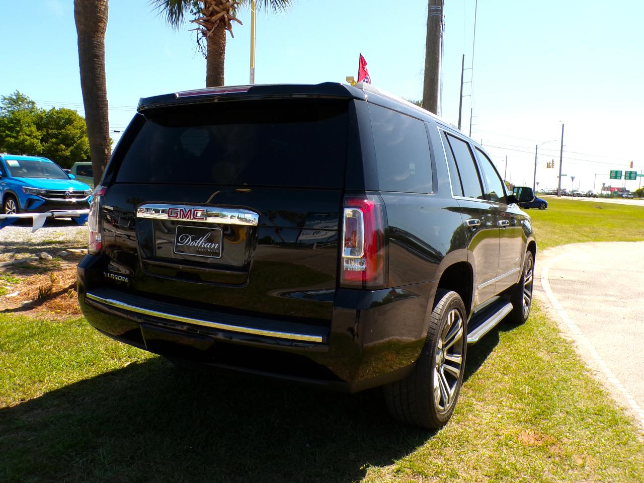 GMC Yukon Denali 4WD 2017