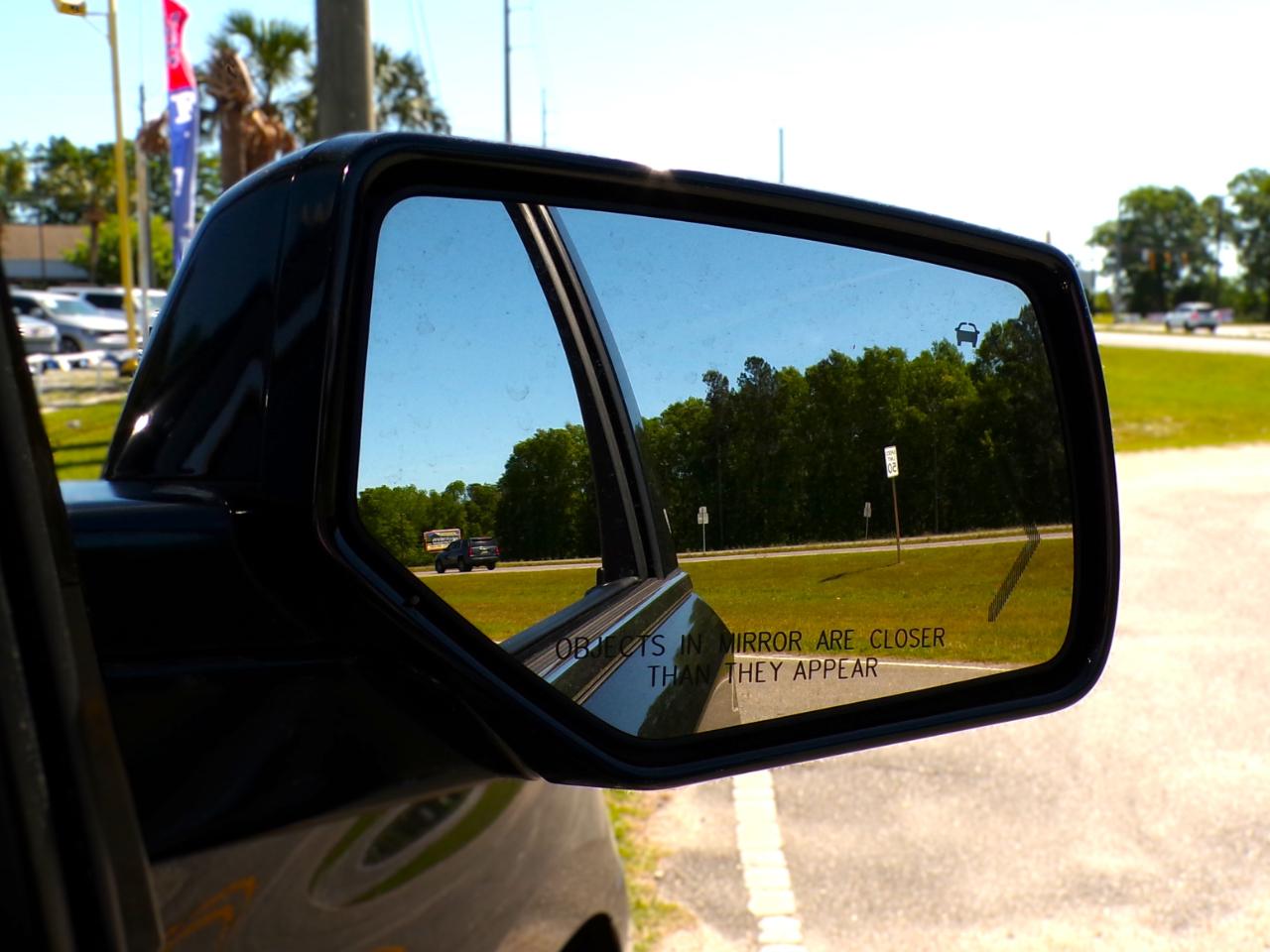 GMC Yukon Denali 4WD 2017