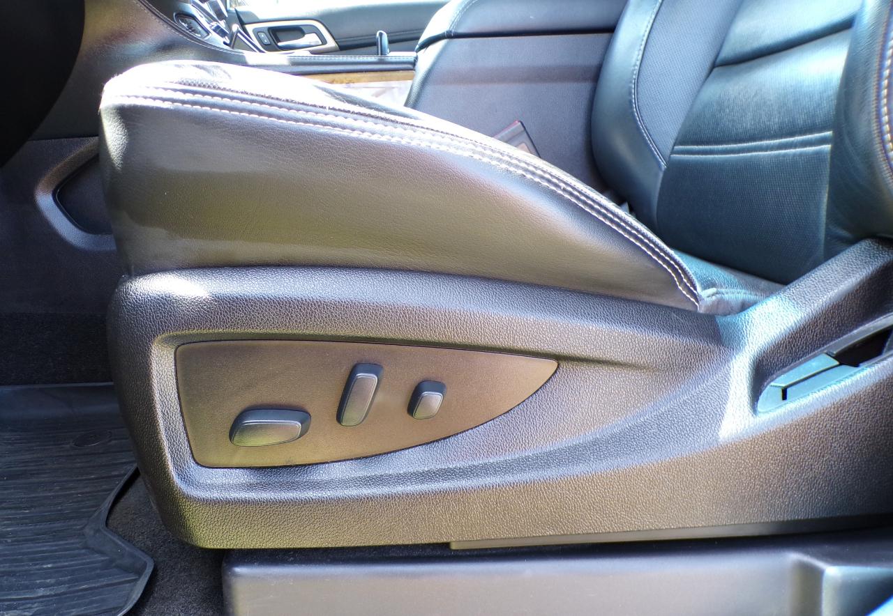 GMC Yukon Denali 4WD 2017