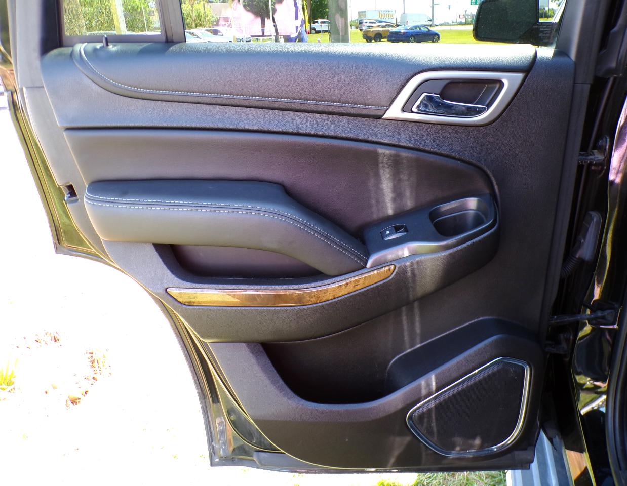 GMC Yukon Denali 4WD 2017