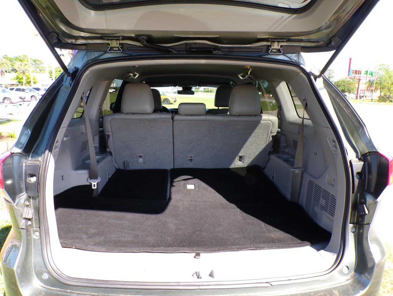 Toyota Highlander LE 2017