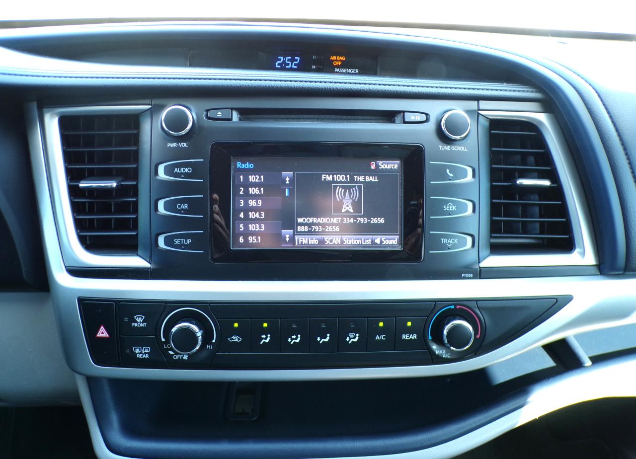 Toyota Highlander LE 2017