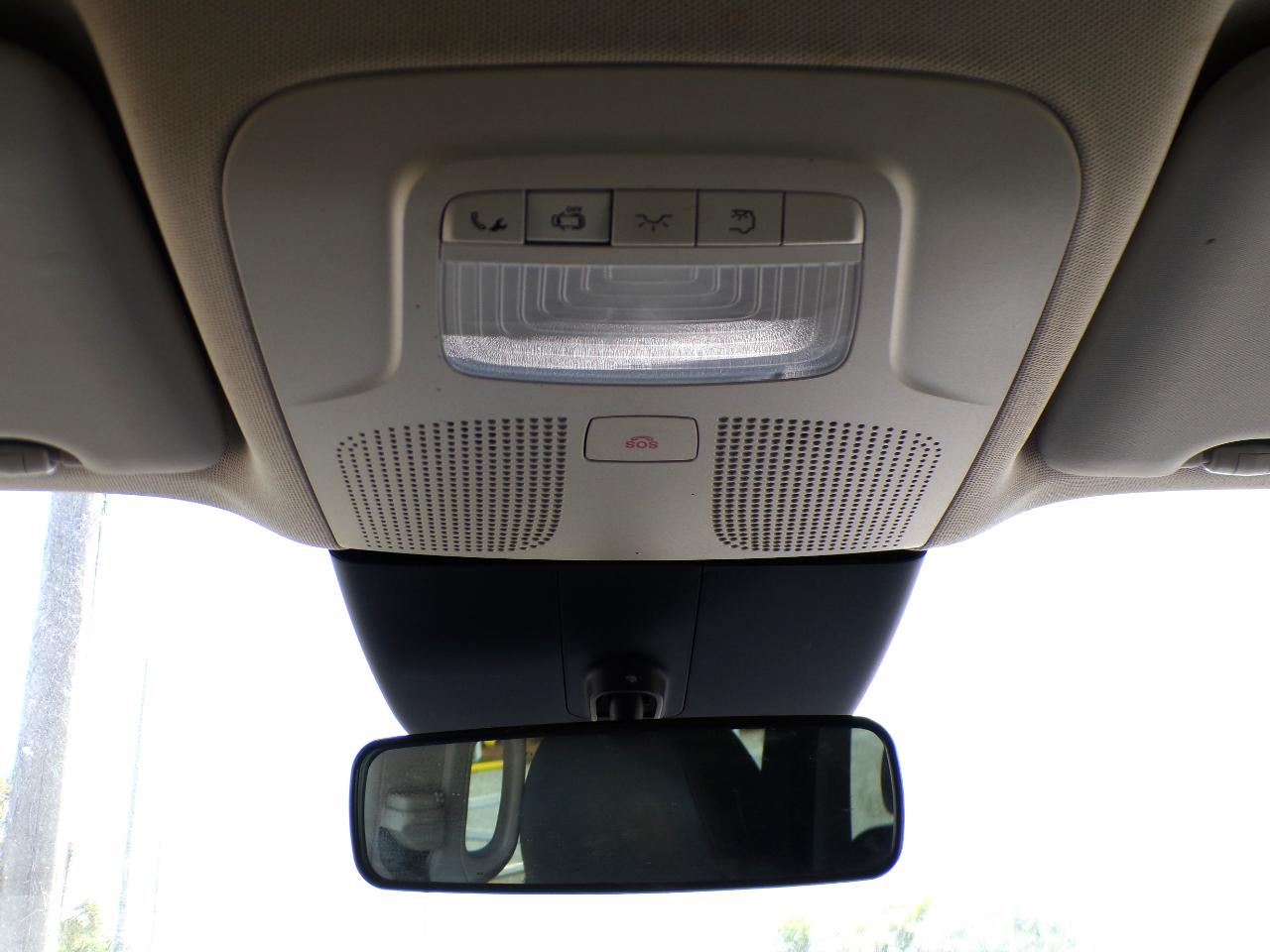 Mercedes-Benz Metris Passenger Van 2021