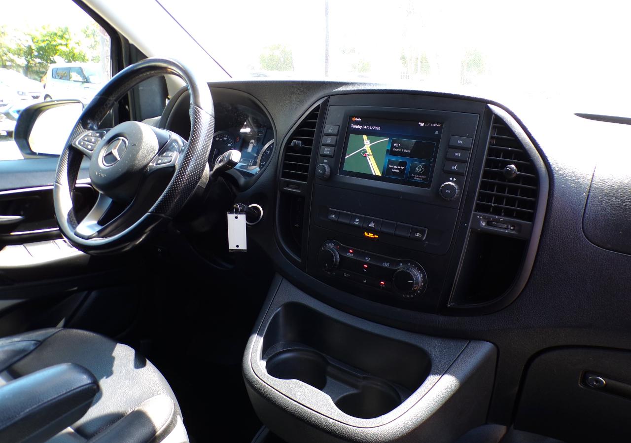 Mercedes-Benz Metris Passenger Van 2021