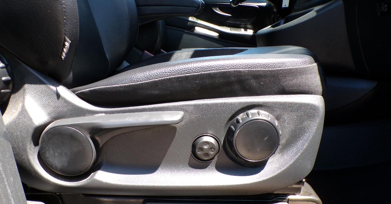 Mercedes-Benz Metris Passenger Van 2021