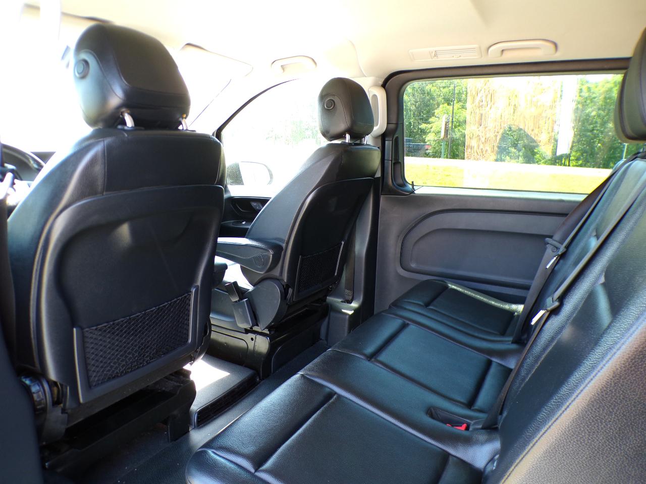 Mercedes-Benz Metris Passenger Van 2021