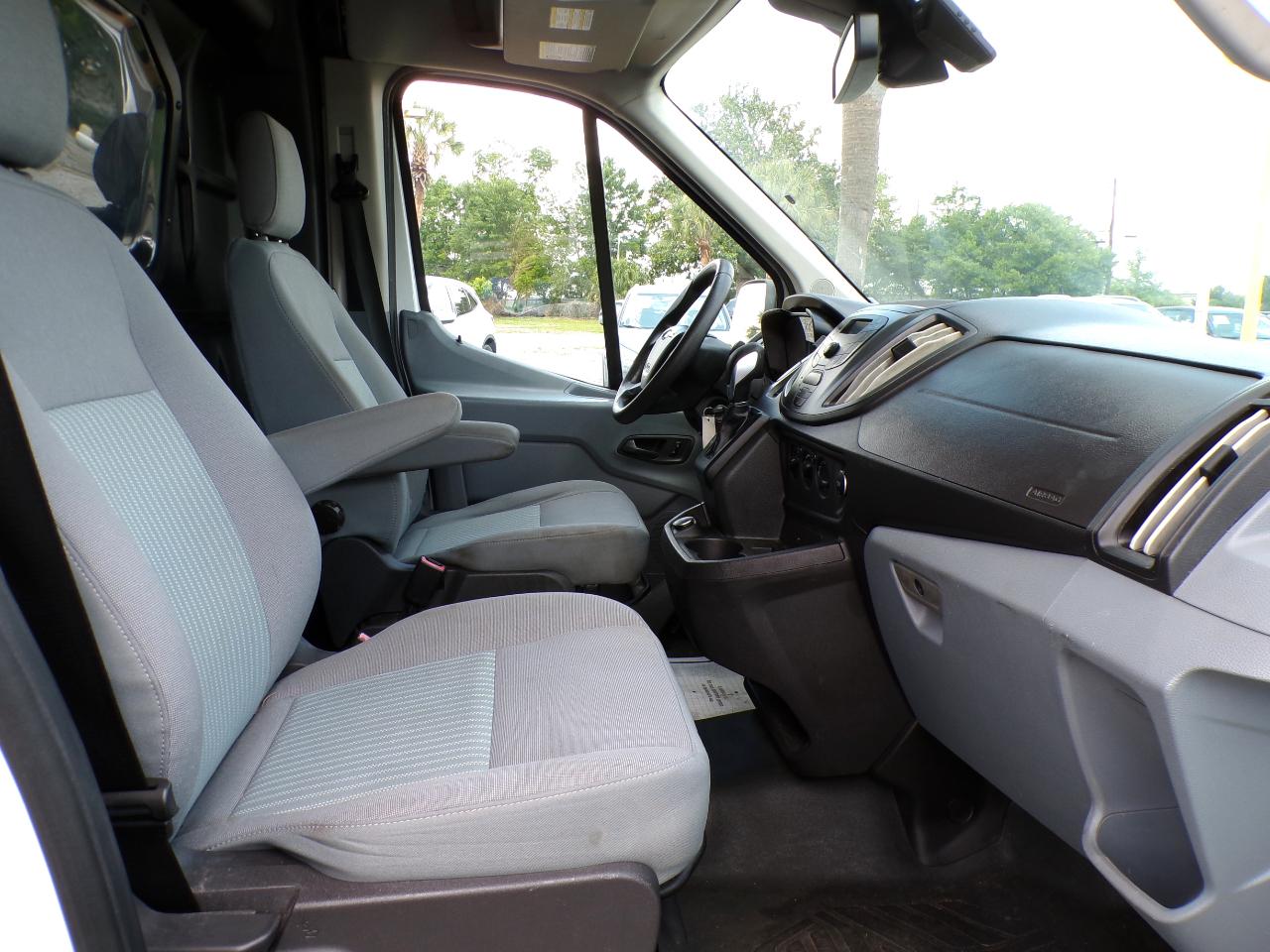 Ford Transit  2019