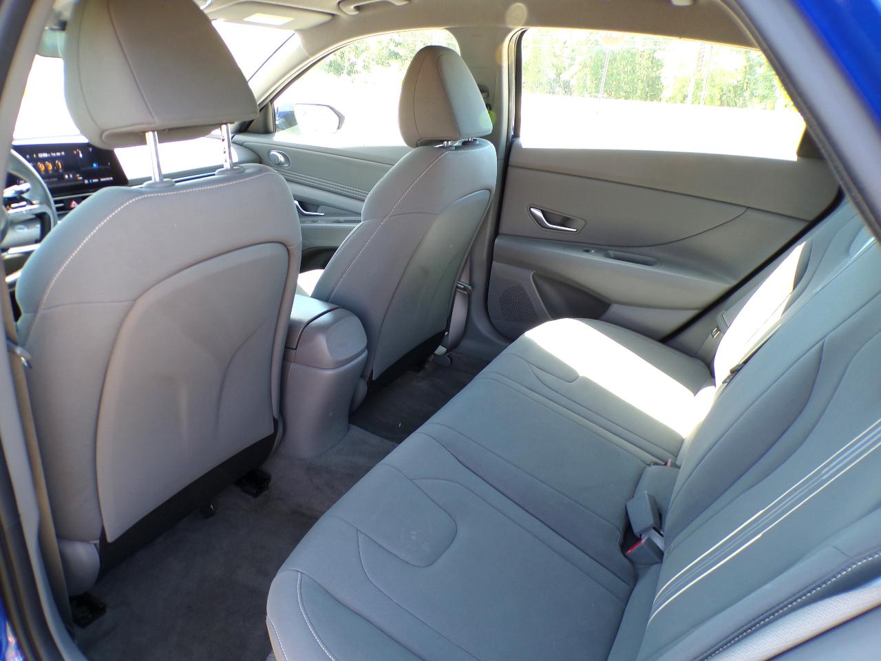 Hyundai Elantra SEL 2023