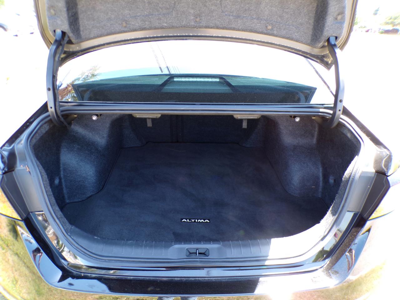 Nissan Altima 2.5 S 2025