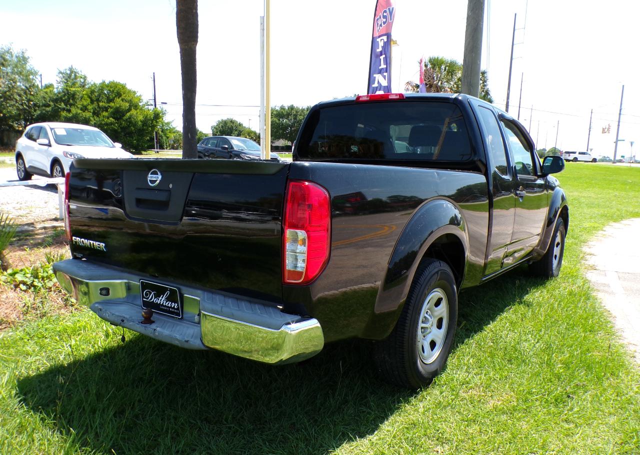 Nissan Frontier  2015