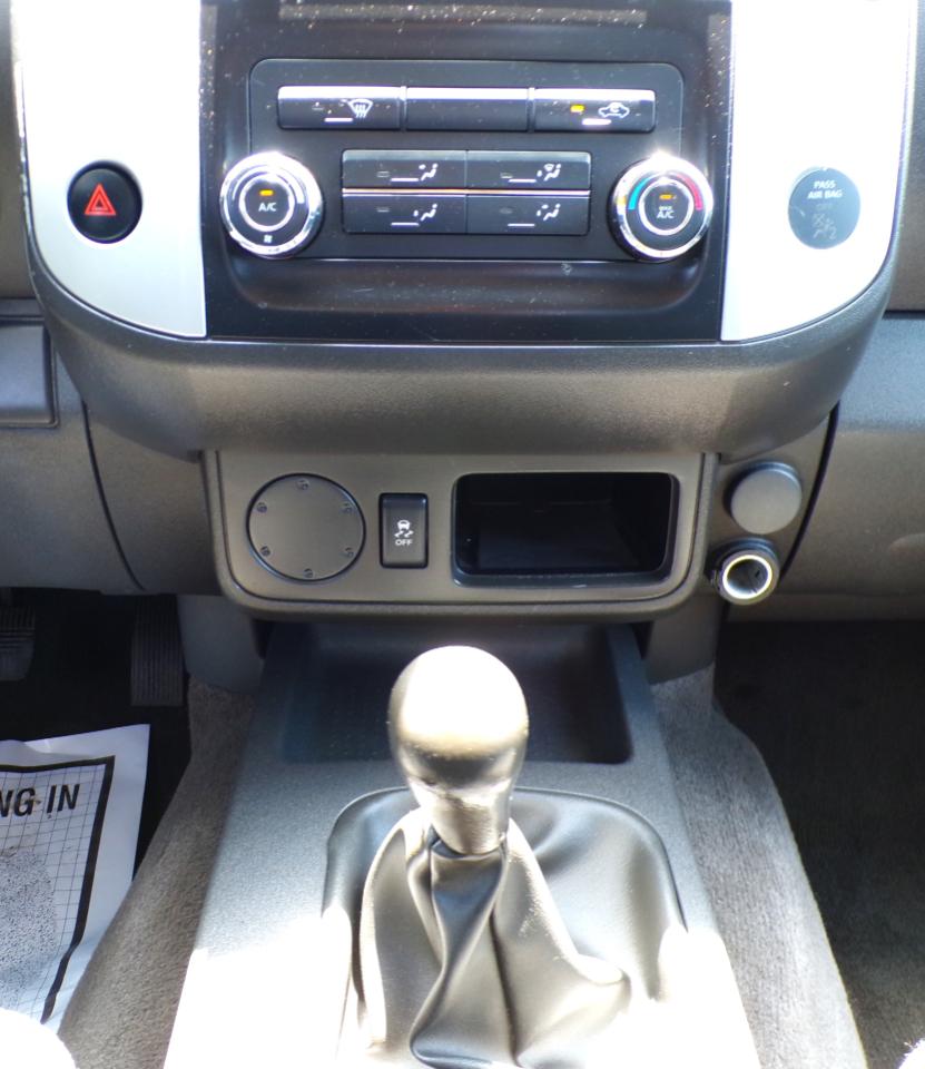 Nissan Frontier  2015