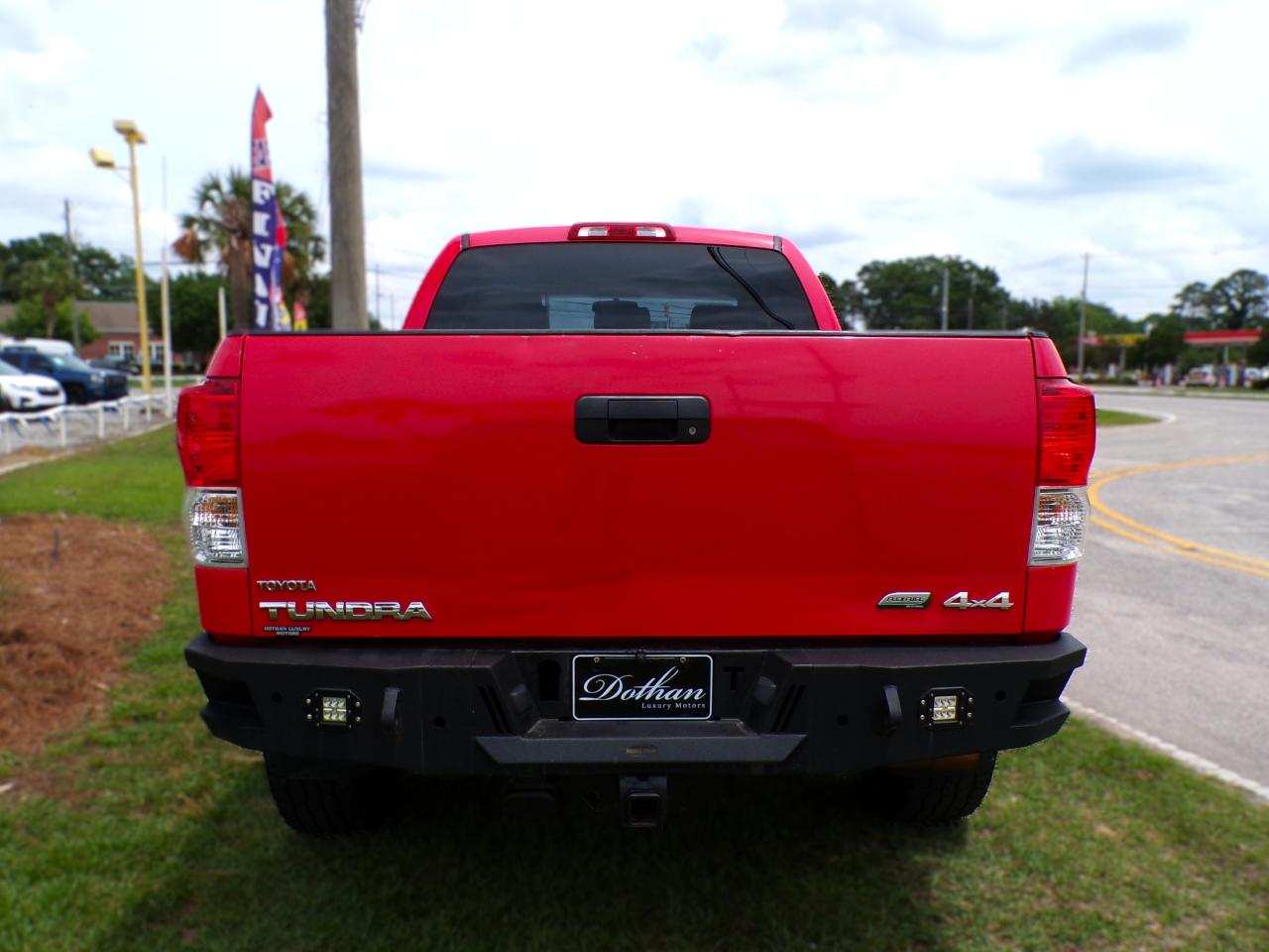 Toyota Tundra  2013