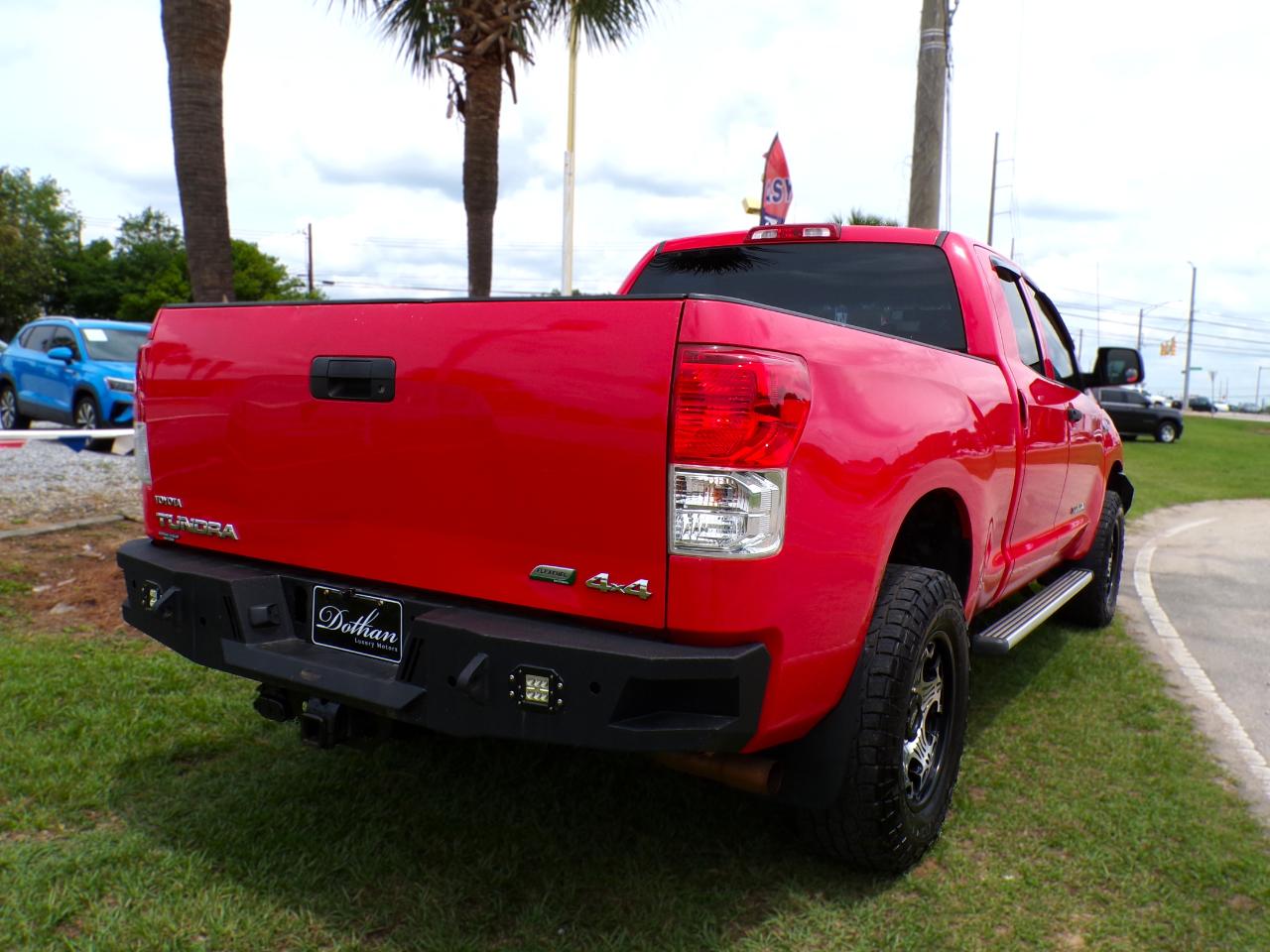 Toyota Tundra  2013