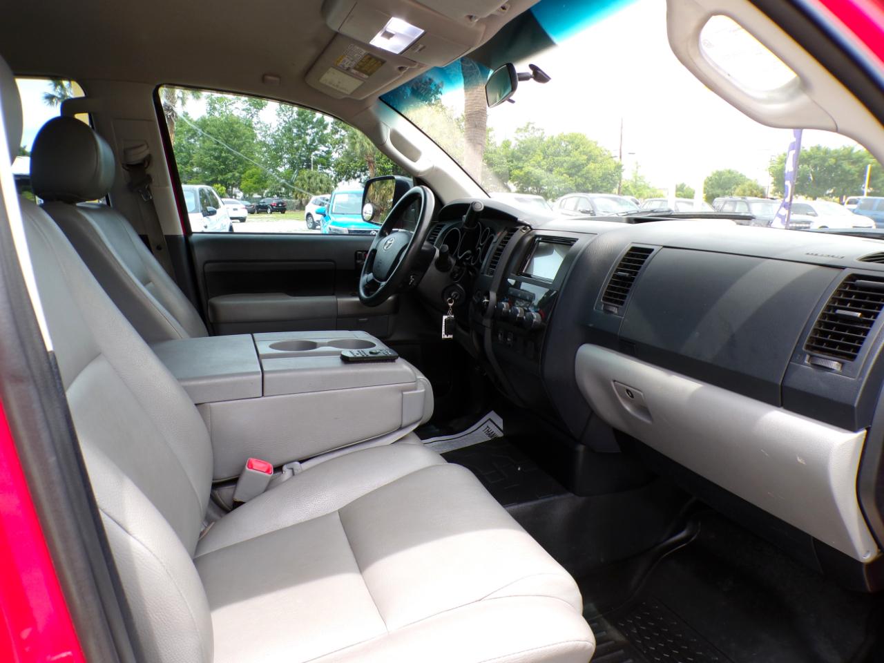 Toyota Tundra  2013