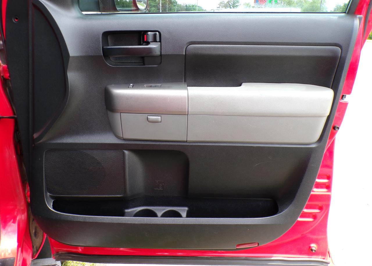 Toyota Tundra  2013