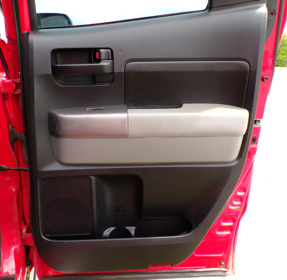 Toyota Tundra  2013