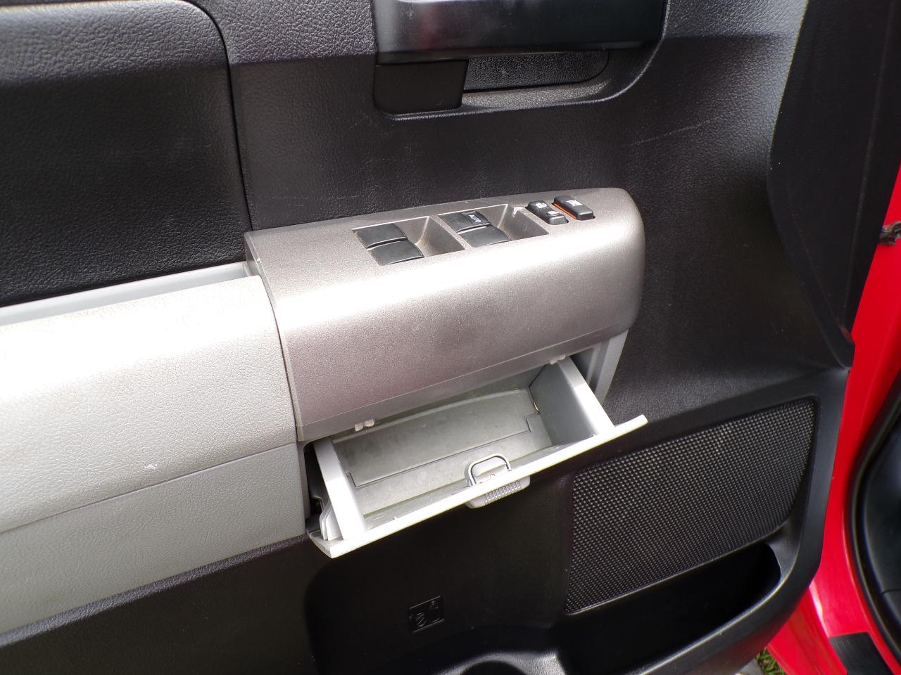 Toyota Tundra  2013